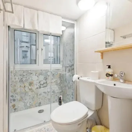 The Secret Quarters Of O'connell St Self-catered *