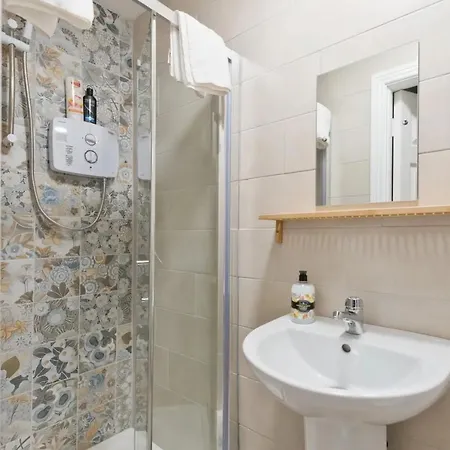The Secret Quarters Of O'connell St Self-catered Holiday home Dublin
