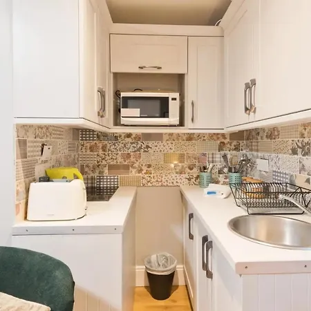 The Secret Quarters Of O'connell St Self-catered Holiday home Dublin